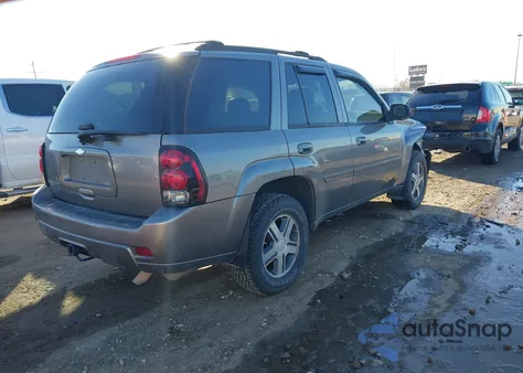 2007 Chevrolet Trailblazer Lt from USA, damaged, VIN 1GNDT13SX72198197
